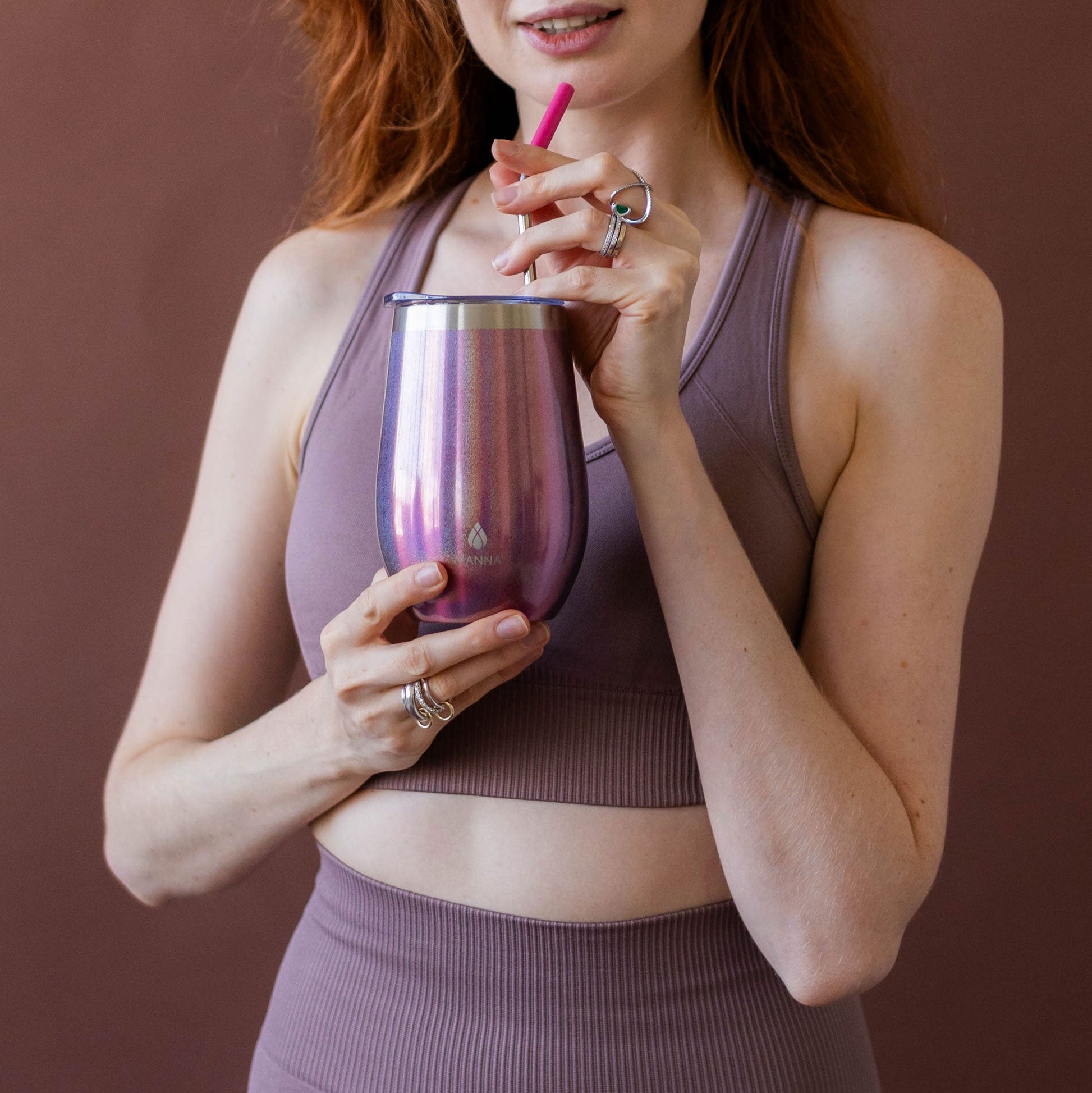 17-oz-straw-wine-tumbler-z8 9_Manna_Website_Lifestyles-25.jpg