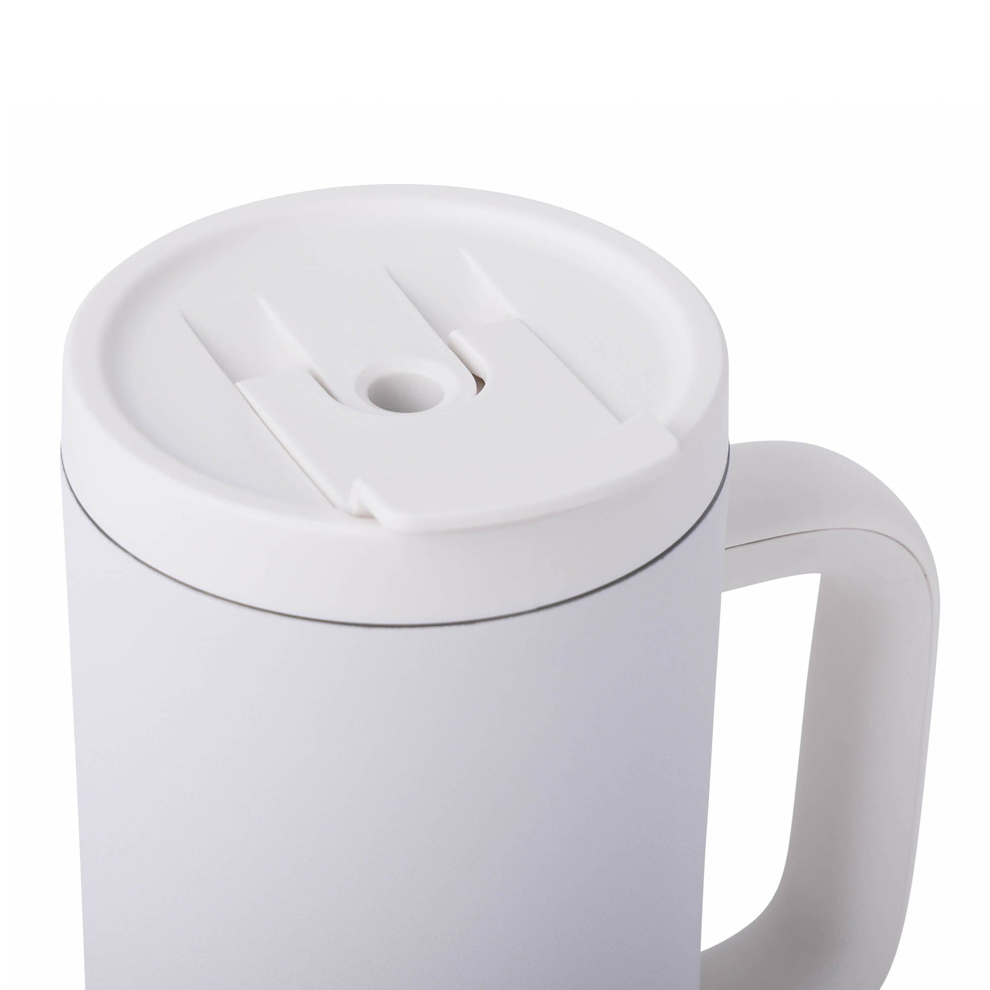 40-oz-leisure-tumbler-t5 CoreHome_MannaHydration_Whites_Raw-42.jpg